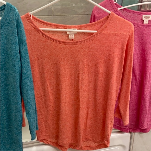 Tops - Picture 2 of 3